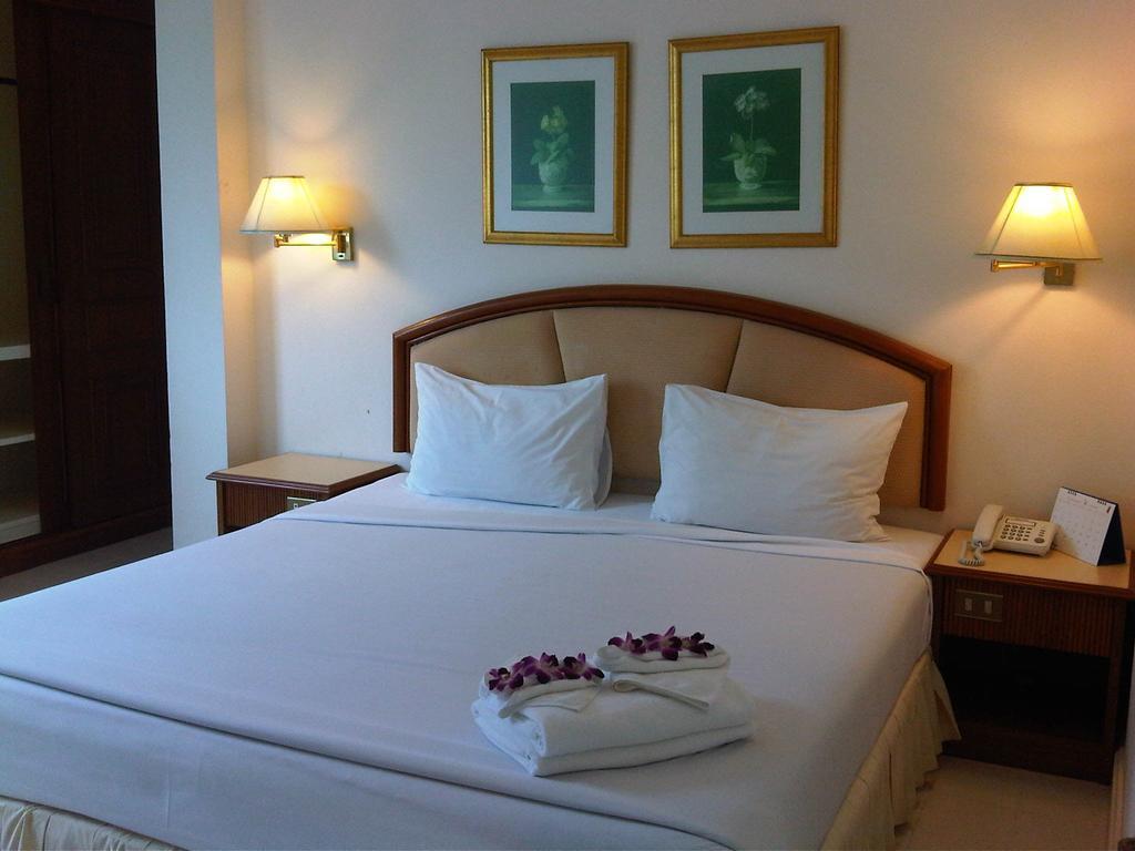Smile Inn Patong