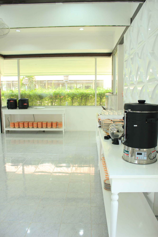 Hotel The Grand Paradise 3*
