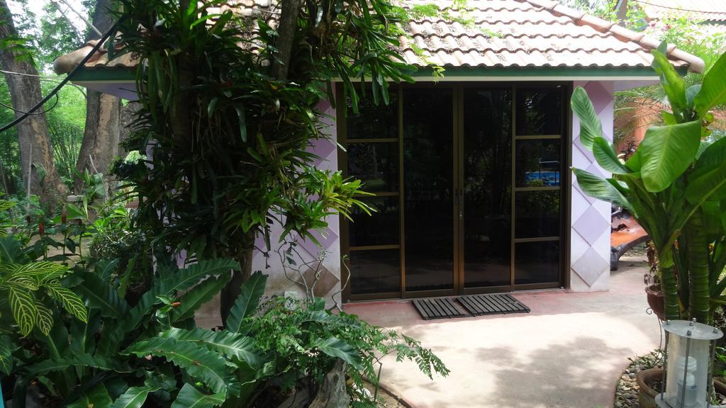 Resort Riverside