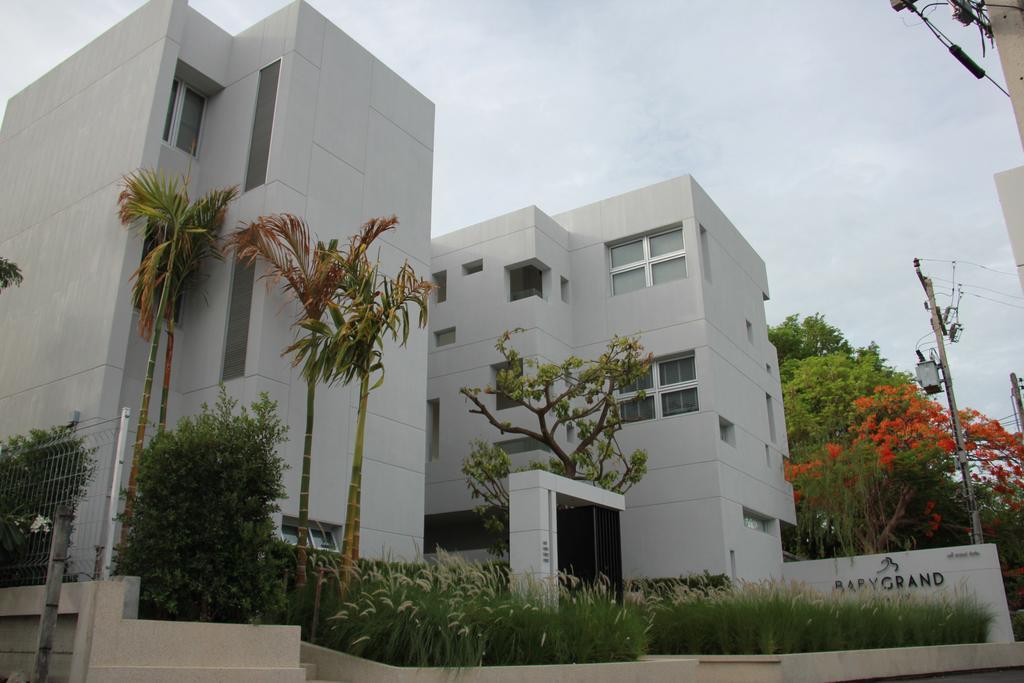 Hotel Baby Grand Hua Hin