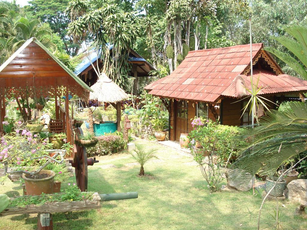 Riverside 3*