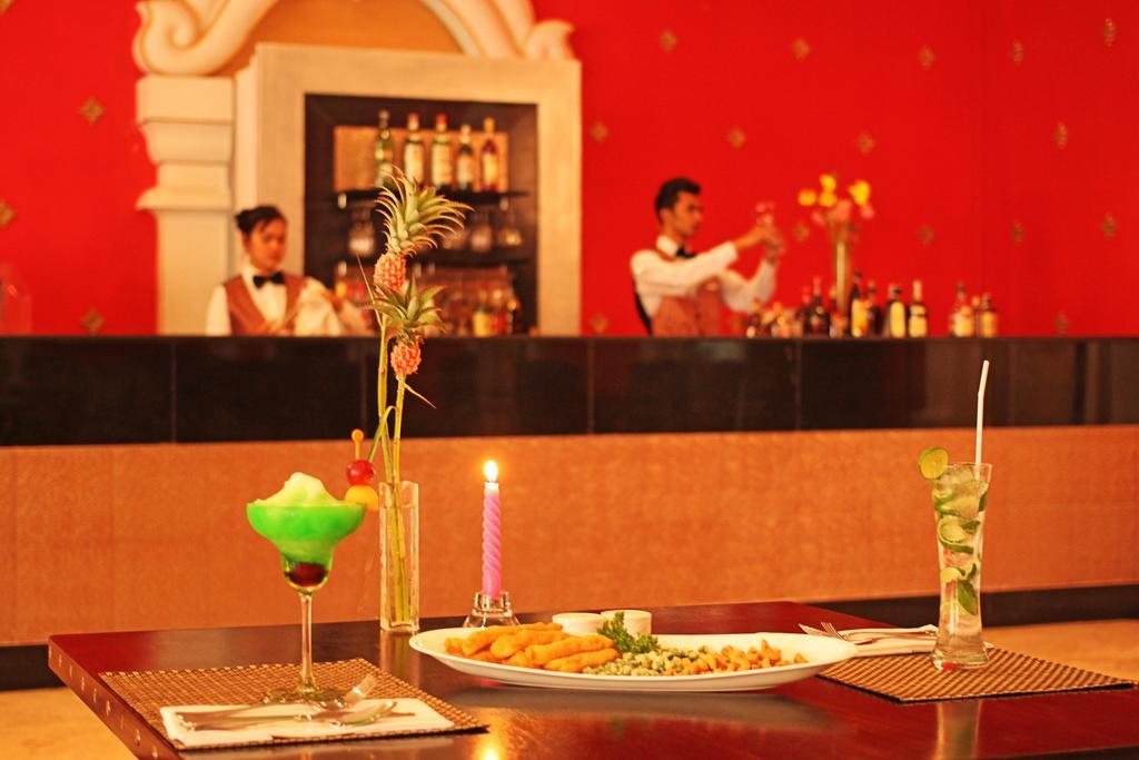 Iyara & 5* Uthai Thani