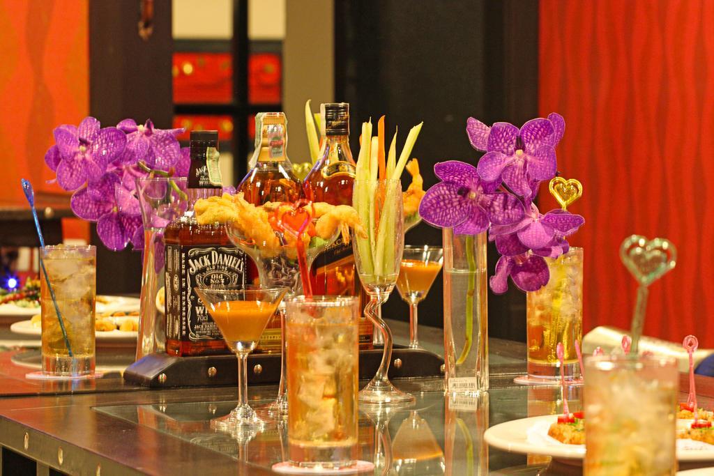 Iyara & 5* Uthai Thani