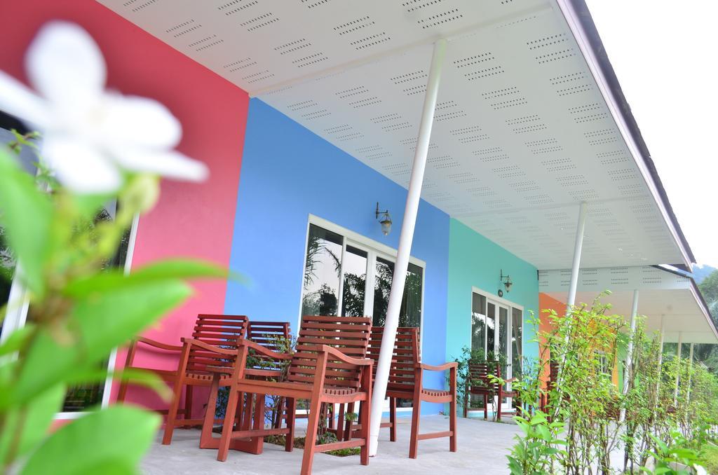 Country View Resort 2*