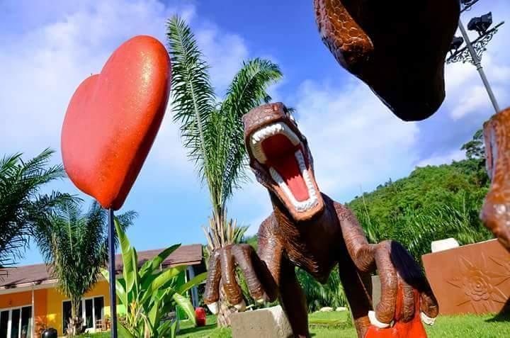 Country View Resort 2*