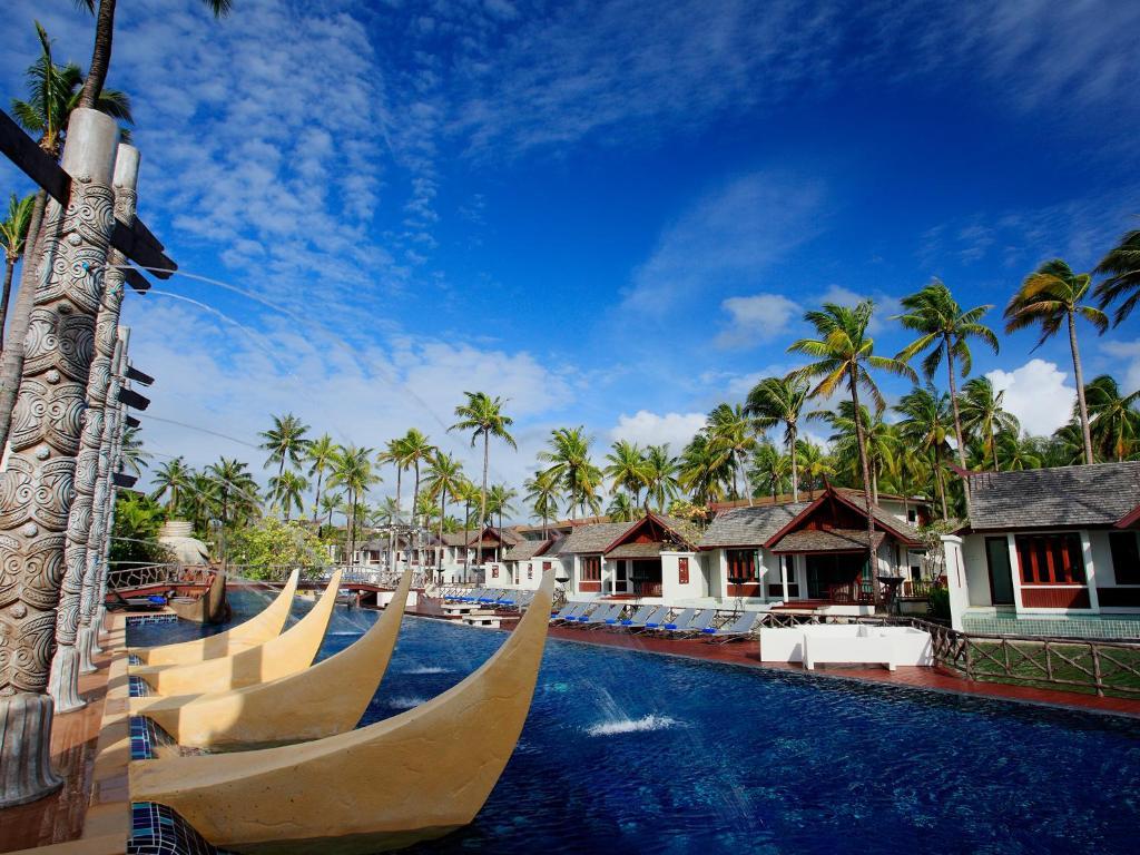 Graceland Khaolak Beachfront 5*