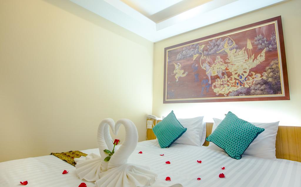 Landmark Hotel 3*