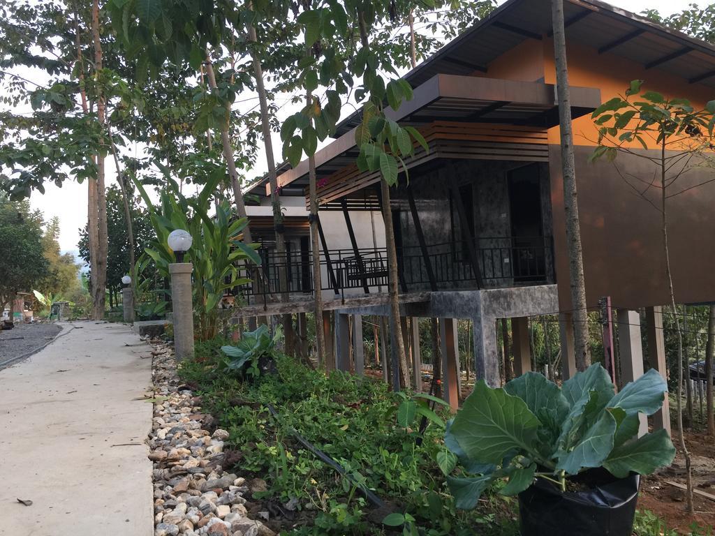 Resort Baan Rai Phufah Chiangrai