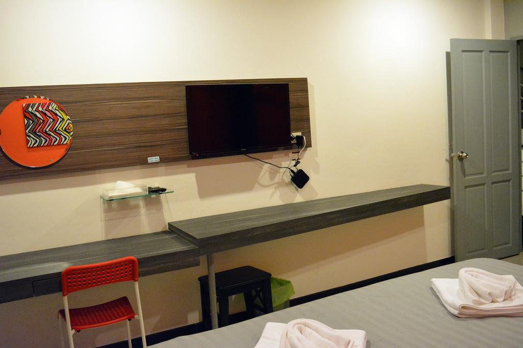 & Omm Apartment Krabi