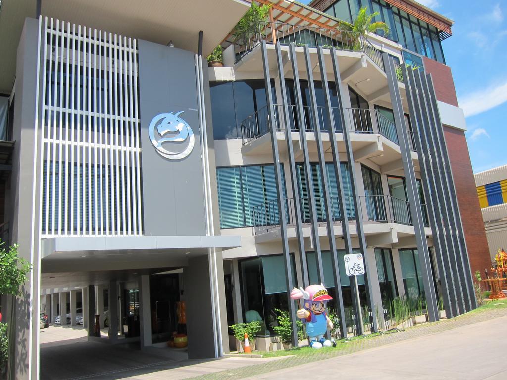 Dragon River Avenue Hotel 3*