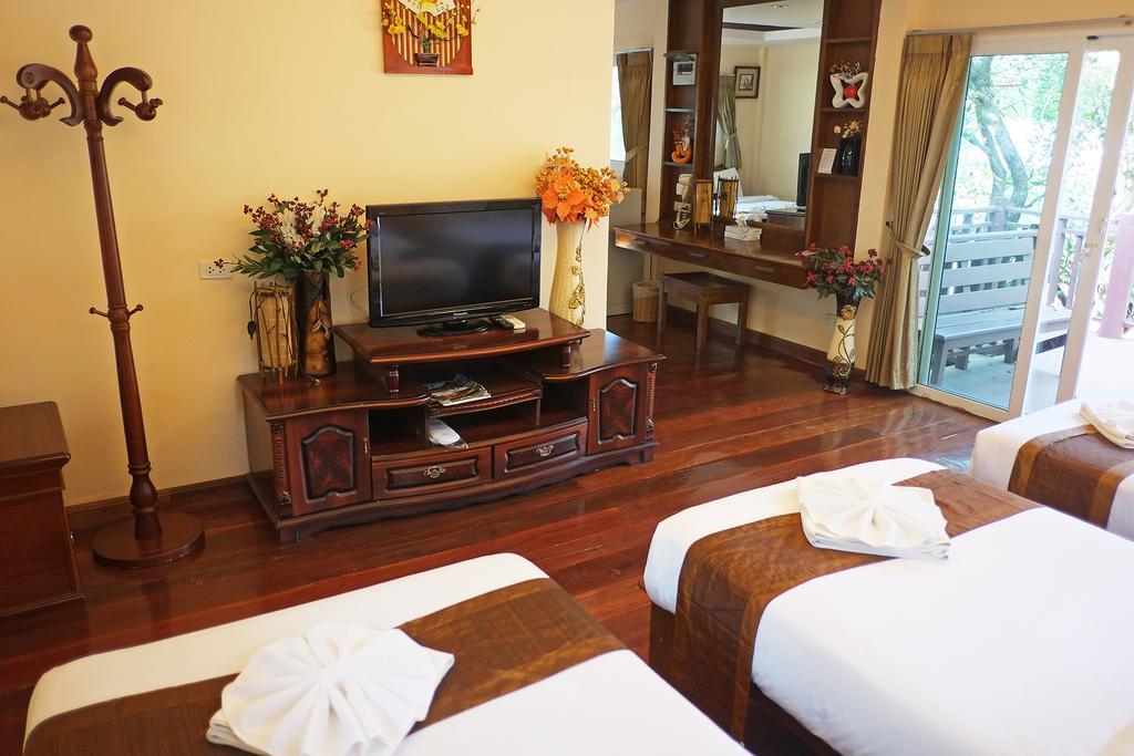 Resort Khaoyai Kirithantip 3*
