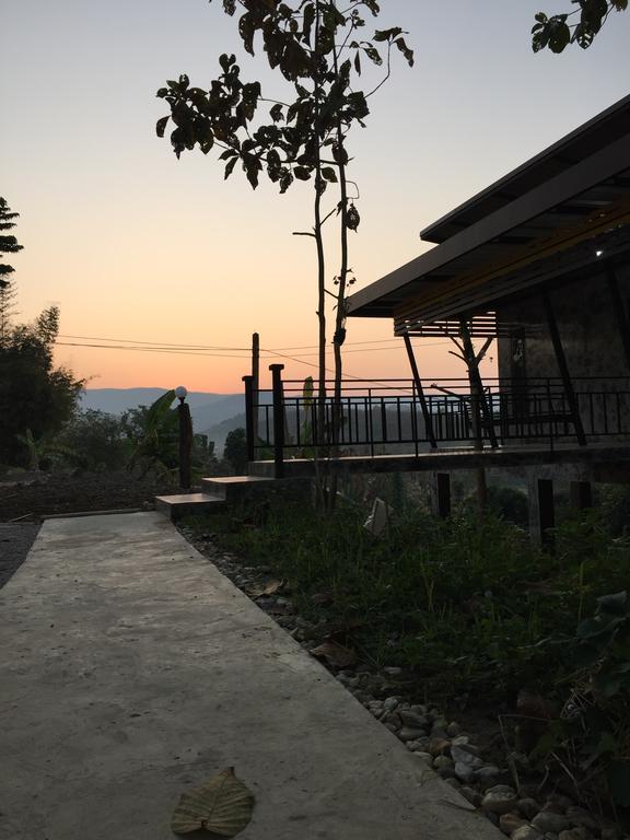 Resort Baan Rai Phufah Chiangrai