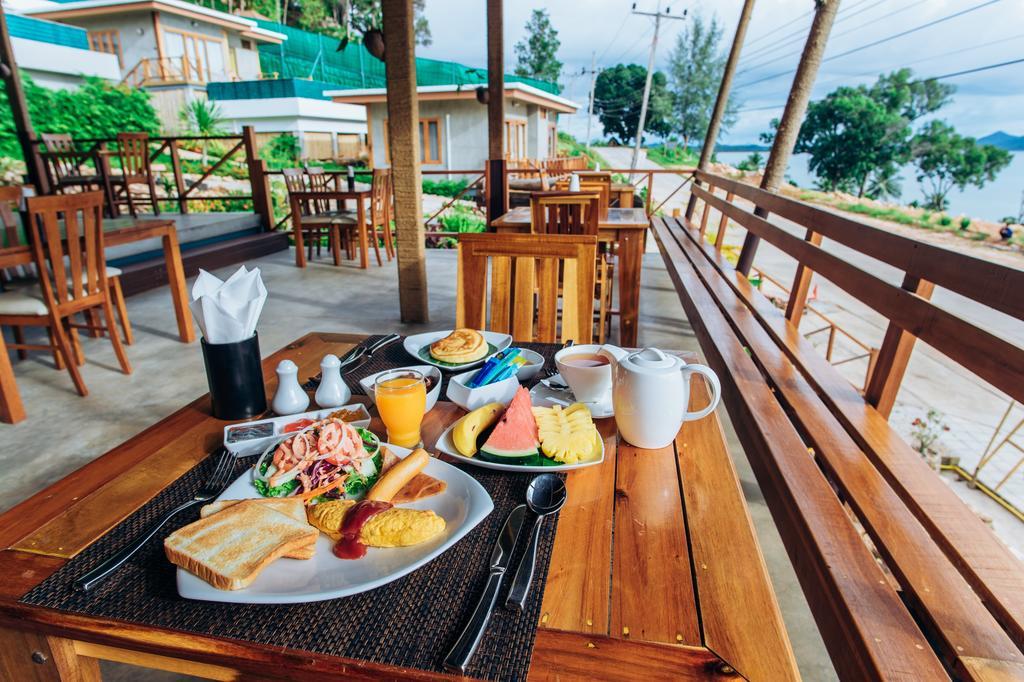 Koh Yao Yai Hillside 4*