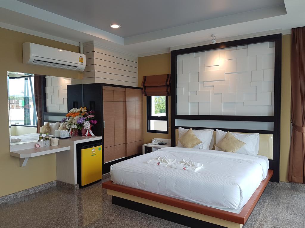 Resort Smile Thungsong 4*