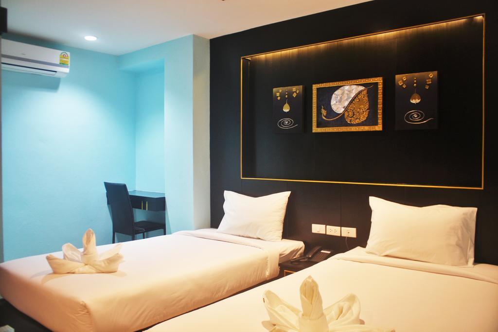 Hotel Metro &
