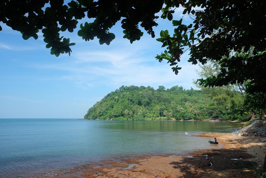 Lomtalay Trat Resort Laem Ngop