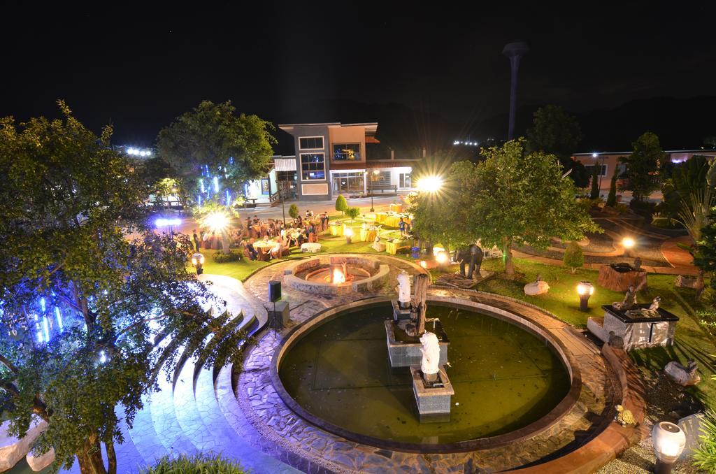 Grandsiri Khaoyai Pakchong