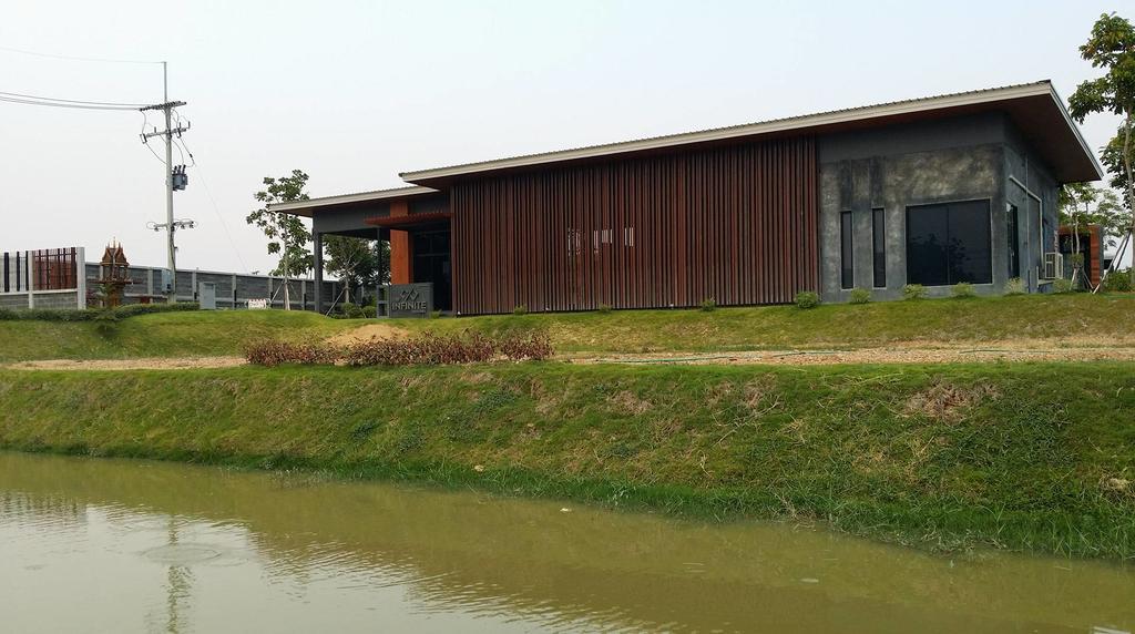 The Infinite 2* Nakhon Sawan