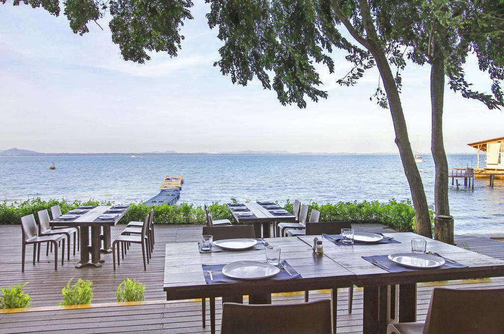 Samed Hideaway