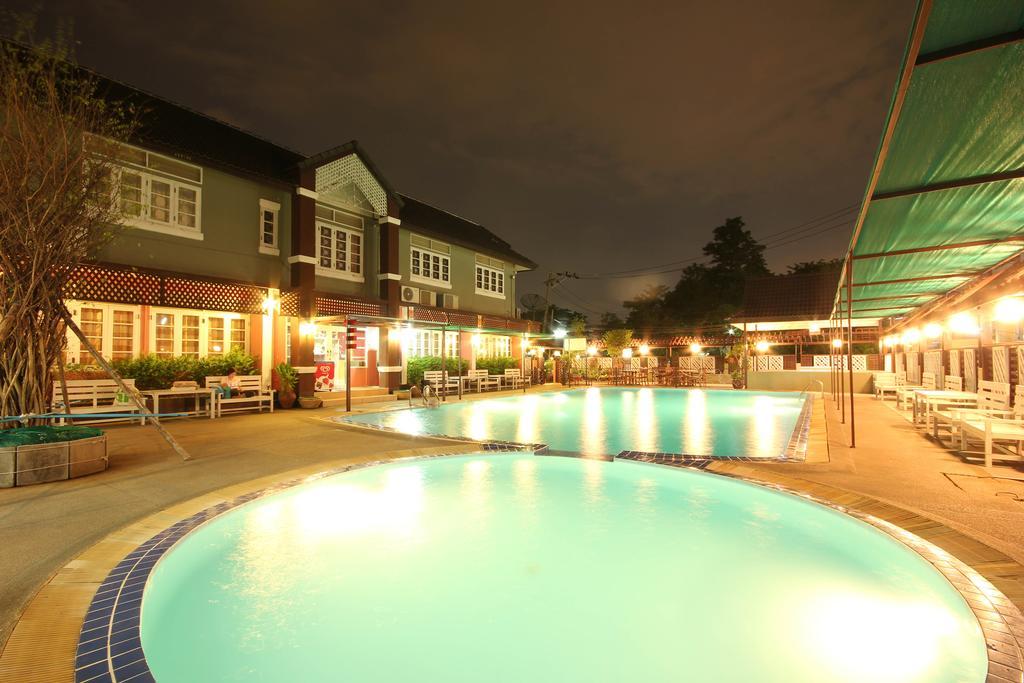 Hotel Waratee 3*