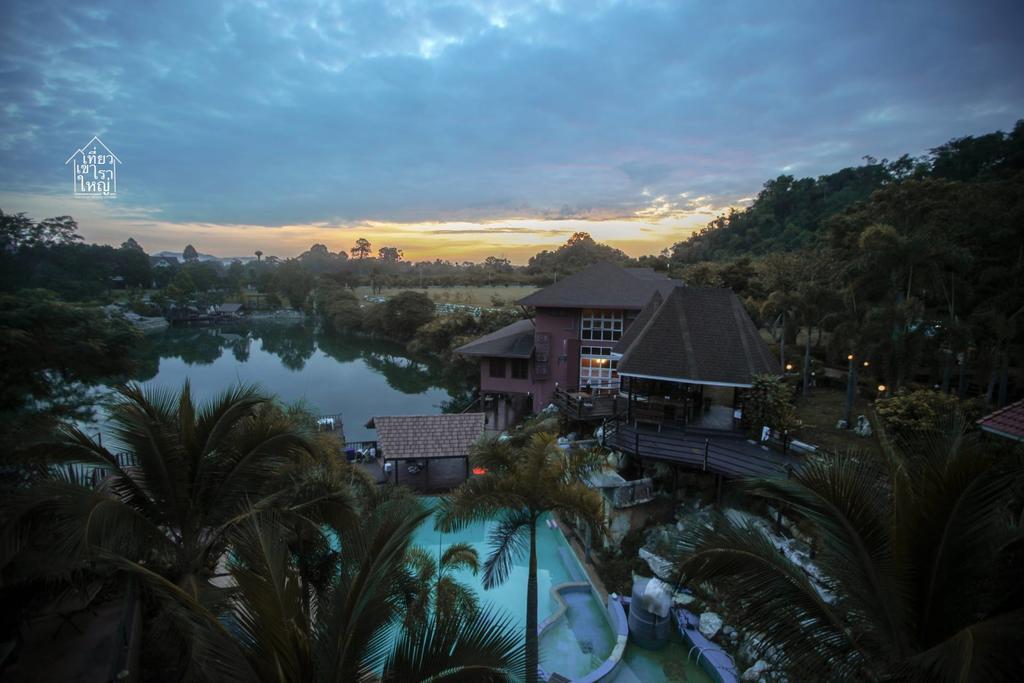 Thanalagoon Resort
