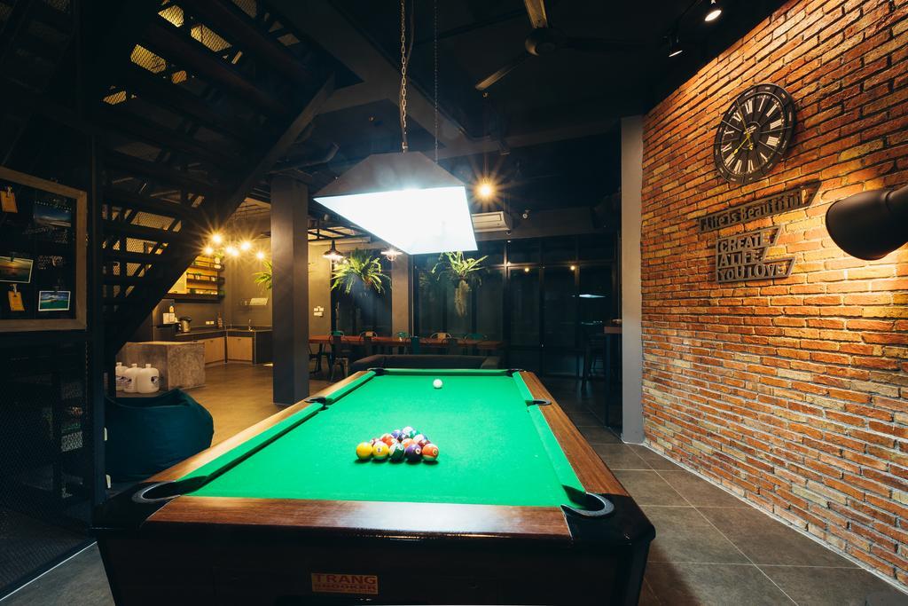 Srisuksant Square Hostel