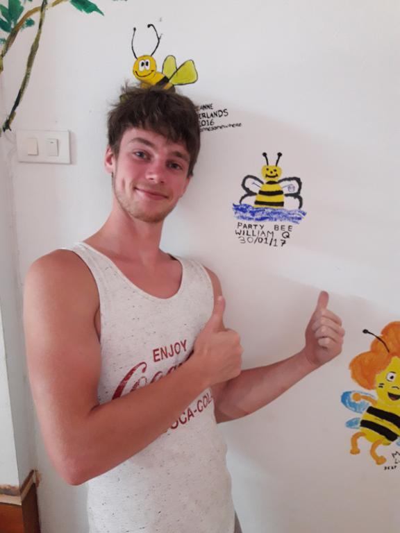 Bee Sleep Koh Chang Hostel *