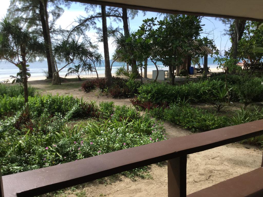 Phayam Coconut Resort Koh Phayam