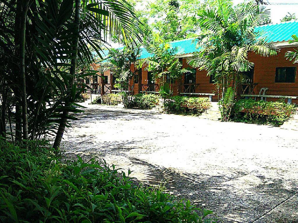 Resort Baanruenkwan Resort *