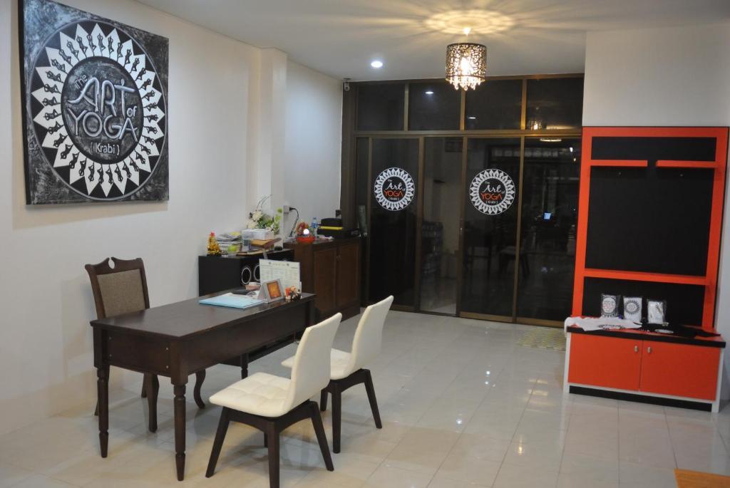 Aonang Backpacker Hostel *