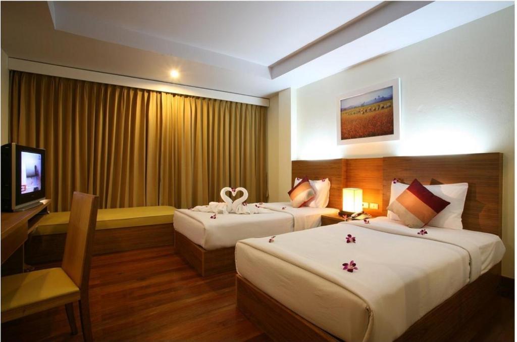 Baan Saikao Plaza & Service Koh Chang
