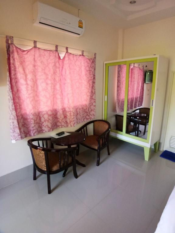 Baan Mek Lom Guest house Khao Lak