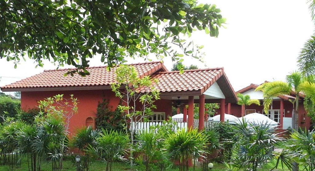 Pictory Garden Resort Sattahip