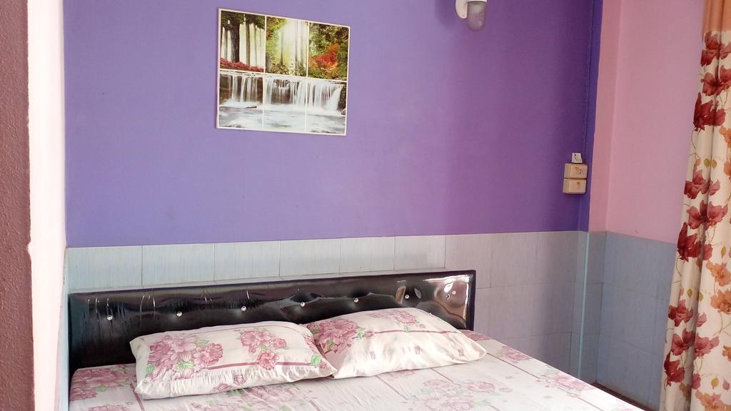 Guest house Ruengsrisiri *