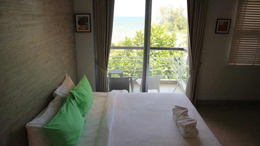 Baby Grand Hua Hin Hotel Cha-Am