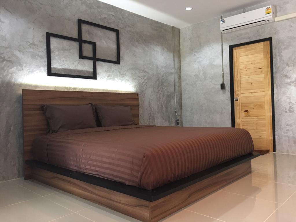 The Loft Buri * Kabin Buri