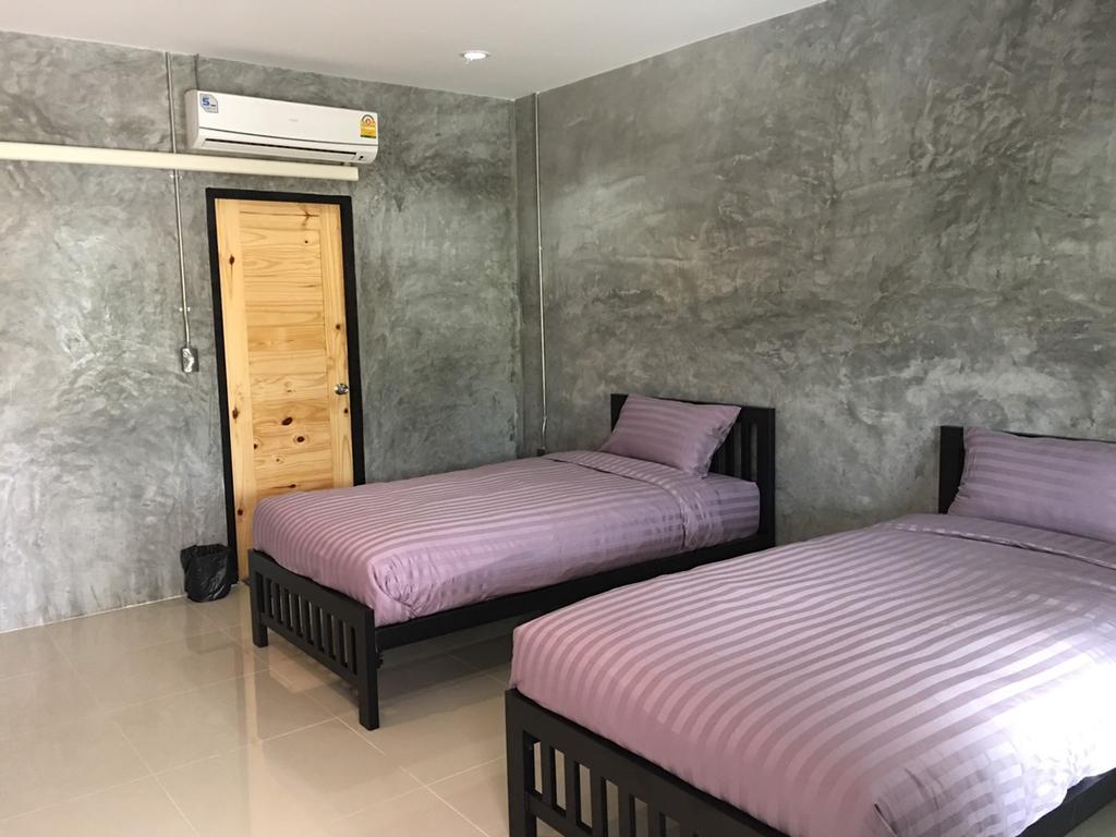 Guest house The Loft Buri *