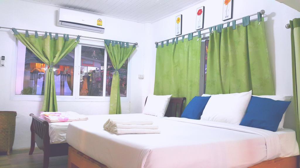 Ban Sairung Guest house Rayong