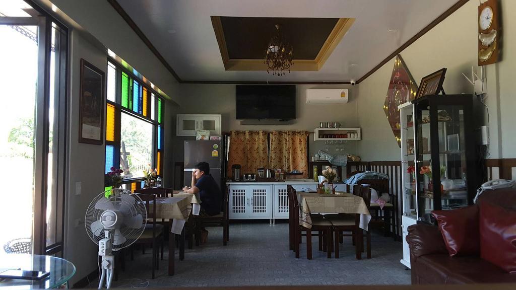 Guest house Ruen Setthee 2*