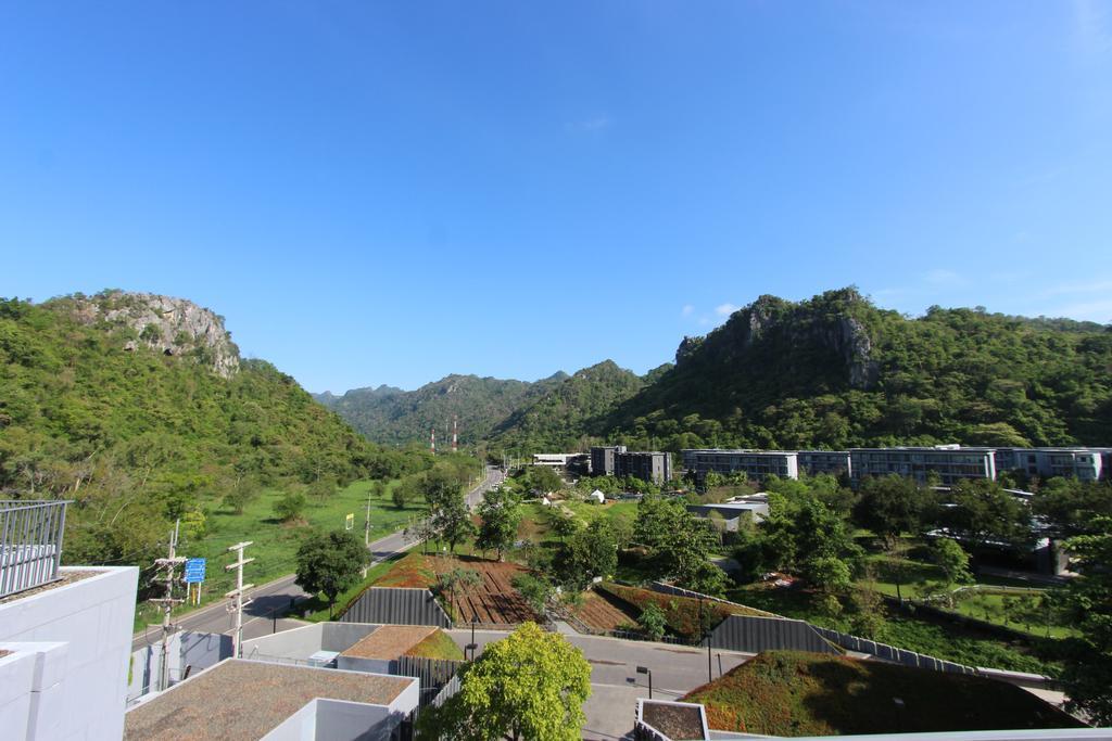 Japan 104-b Khaoyai At Tvl เขาใหญ่