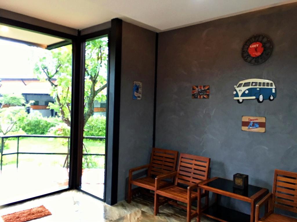 Guest house The Loft Buri *