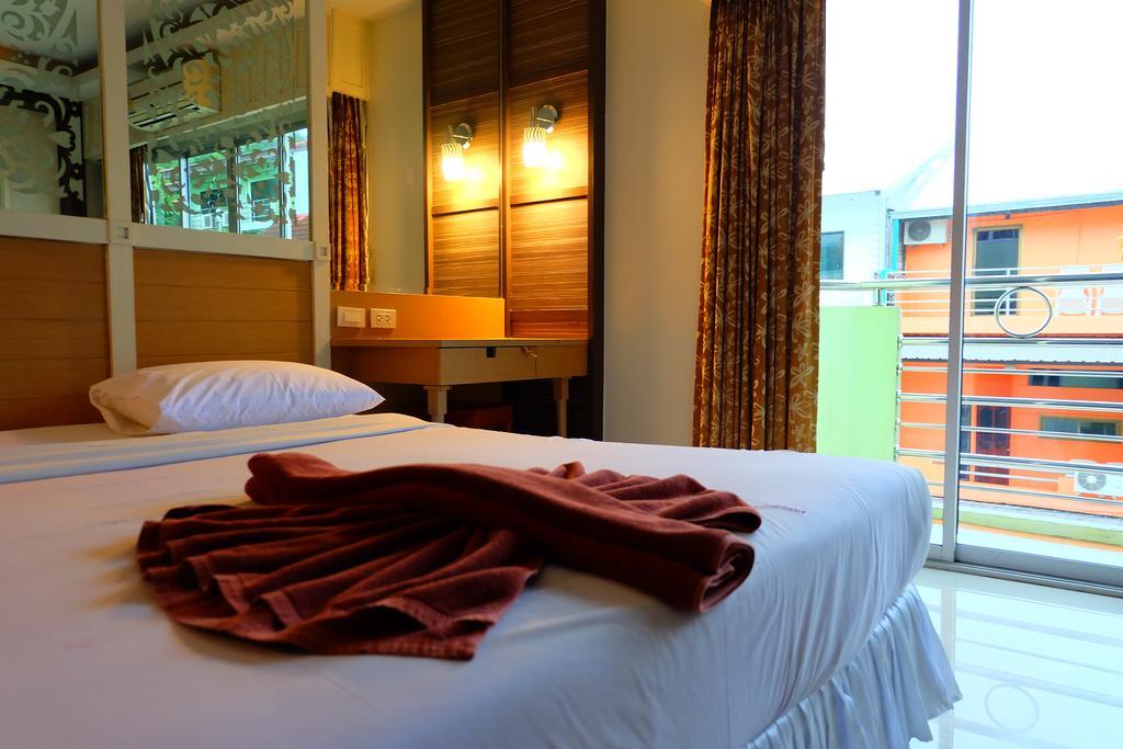 Aonang View Hostel