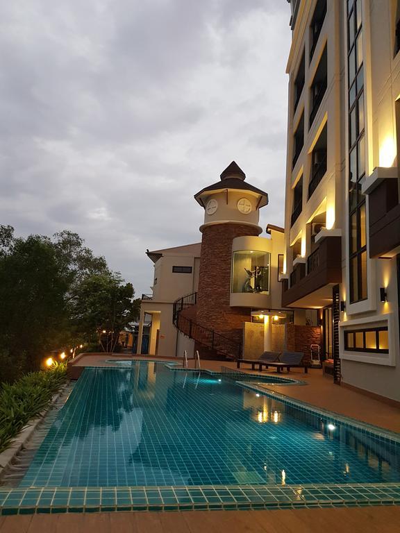 Hotel Coco View 4*