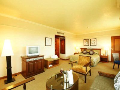 Hotel The Grand Riverside
