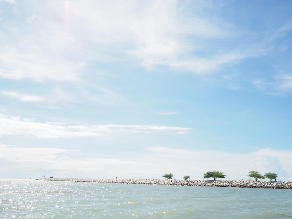 Long Sattahip