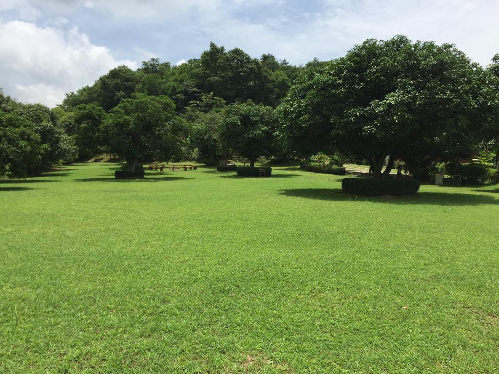 ฺbaan Ing Khao Muak Lek