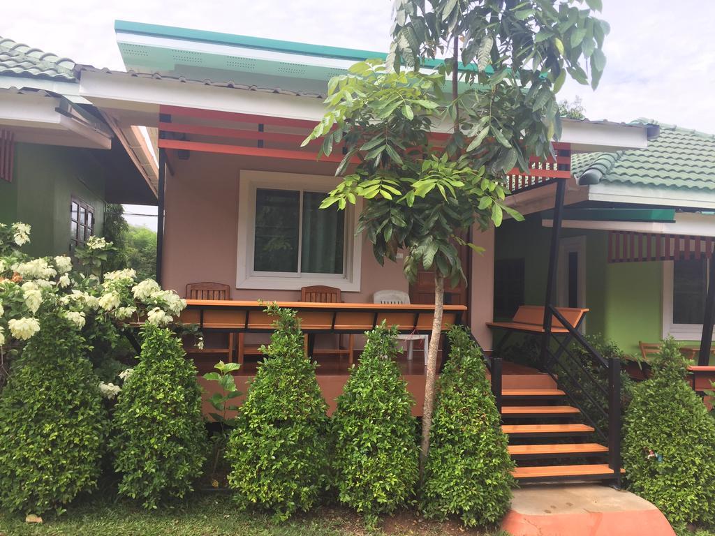 Resort ฺbaan Ing Khao Muak Lek