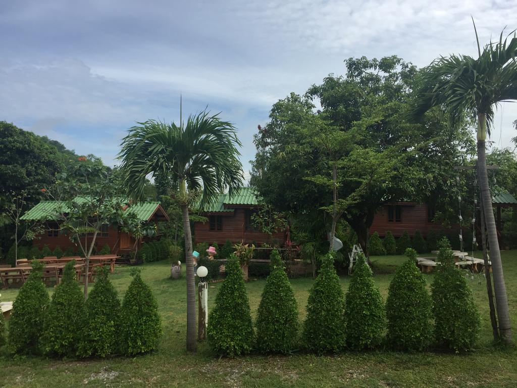 ฺbaan Ing Khao Resort 2*