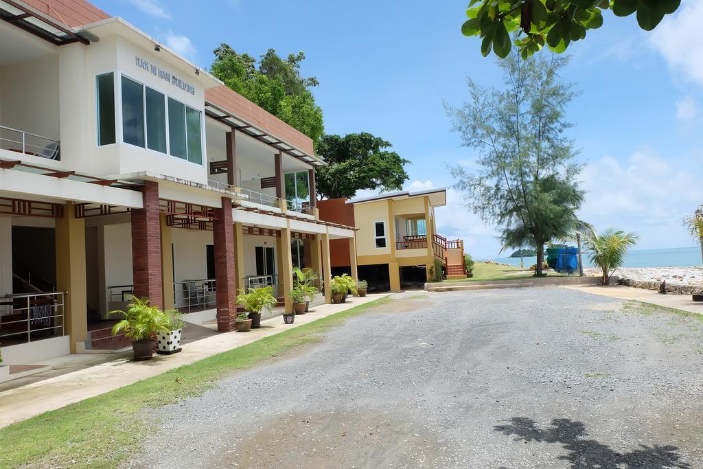 Chokdee Resort 2*