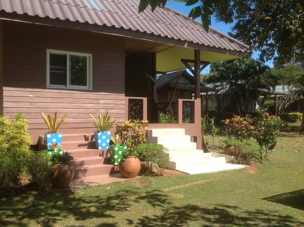 Holiday Beach Resort 2*